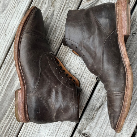 Frye sz9.5 men’s boots main image 10